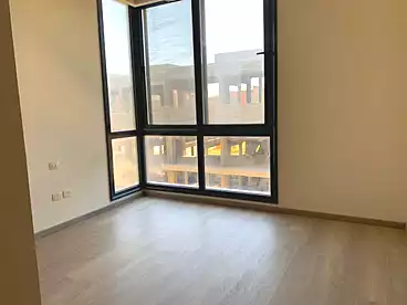 بنتهاوس للبيع في كمبوند الباتيو 7 - لافيستا، كمبوند بالتجمع الخامس، 260 متر