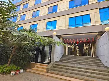 Administrative For rent in Carrefour Main Street, Zahraa El Maadi, 400 sqm
