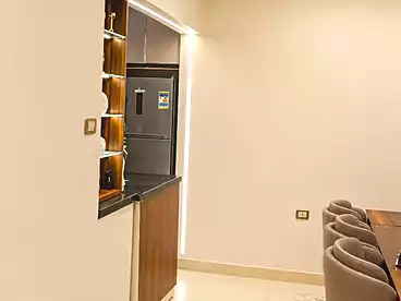 عقارات للبيع في شارع محمود سامي البارودي، القرية السياحية الرابعه، 155 متر