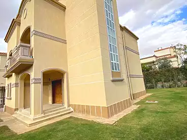 Villas For rent in Phase 9, Extension of Rehab, 320 sqm