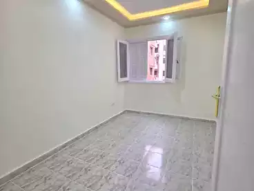 شقق للبيع في شاطئ النخيل - ٦ اكتوبر، العجمي، 100 متر