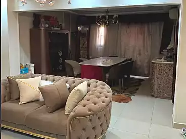 Full Floor For sale in El Nozha St., Heliopolis - Masr El Gedida, 270 sqm