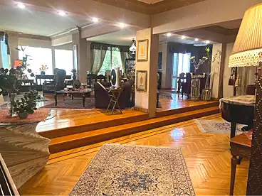 Full Floor For sale in El Montazah St., Heliopolis Square, 400 sqm