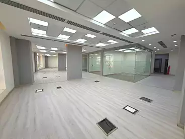 Administrative For rent in Mohammed Naguib Axis, New Cairo - 5th Settlement, 1000 sqm