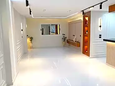 شقق للبيع في اللبيني، فيصل، 175 متر