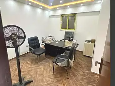 Administrative For rent in Gamal Abd El Nasir St, Sidi Beshr Bahri, 160 sqm