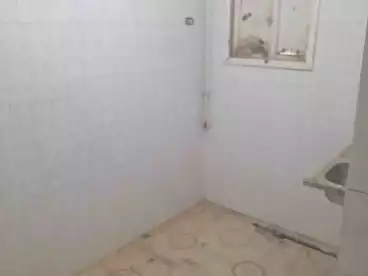 عقارات للإيجار في شارع المساكن، كفر طهرمس، 90 متر