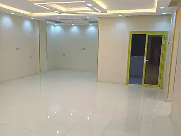 شقق للإيجار في شارع المجزر الالي، اللبيني، 160 متر