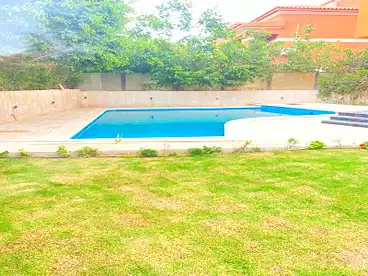 Villas For sale in Farouk El-Baz St., Phase 10, 437 sqm