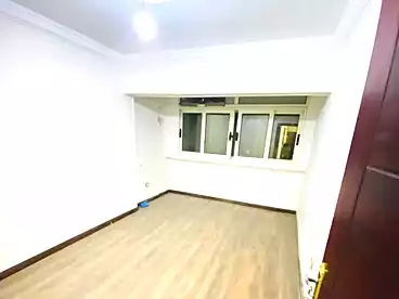 شقق للبيع في شارع سيدي كمال، المندرة بحري، 100 متر