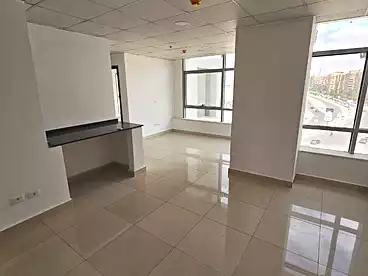 إداري للإيجار في ريحانة بلازا - مرشدي جروب، كمبوند بالمعادي، 100 متر