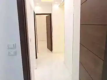 شقق للبيع في اللبيني، فيصل، 100 متر