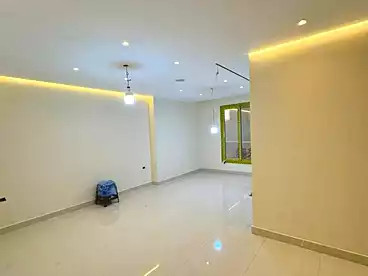 شقق للبيع في محرم بك، الاسكندرية، 108 متر