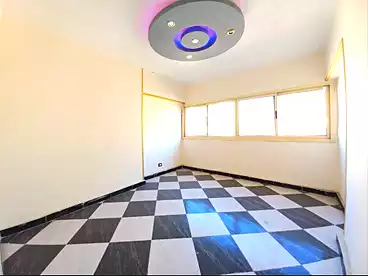Apartments For sale in Gamal Abdel Nasser St., El Mandara, 115 sqm