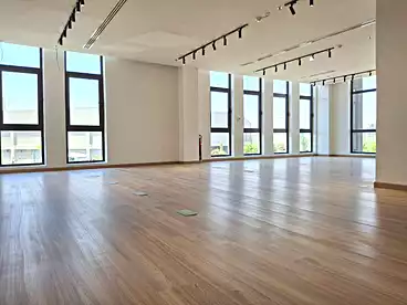 Administrative For rent in 5A Mall - The Waterway, Compounds in New Cairo, 154 sqm