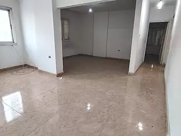 عقارات للإيجار في شارع صقر قريش، شيراتون، 120 متر