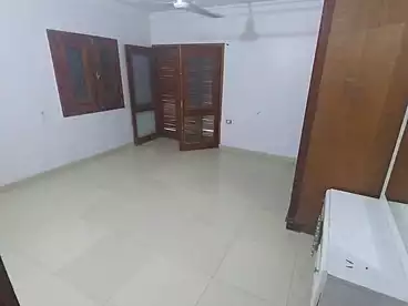 فلل للبيع في شارع الحنفية، البيطاش، 650 متر