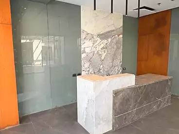 Corporate Branch For rent in Southern 90th St., 90th Street, 466 sqm