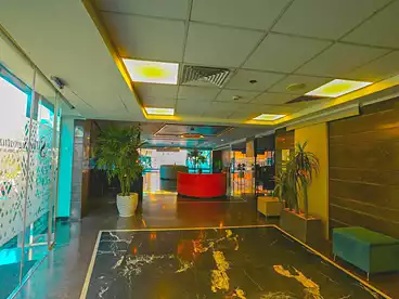 Corporate Branch For rent in Southern 90th St., 90th Street, 550 sqm