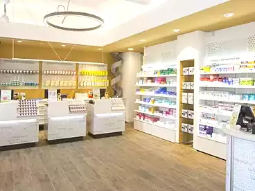 Medical For sale in Dr Mahmoud Saleh Abo Zaid St., 10th Zone, 120 sqm