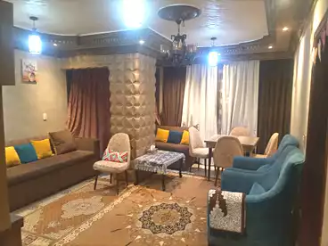 شقق للبيع في شارع العشرين، فيصل، 100 متر