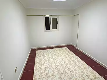 شقق للبيع في شارع الجيش، العصافرة، 130 متر