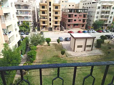 في شارع بيروت، النرجس عمارات، 220 متر