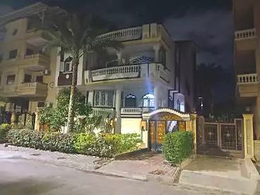 Villas For sale in Neighborhood 6, Second District, 360 sqm
