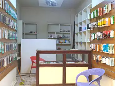 تجاري للإيجار في محرم بك، الاسكندرية، 14 متر