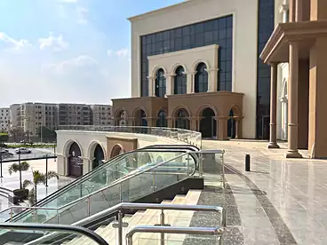 Commercial For rent in Mohammed Naguib Axis, New Cairo - 5th Settlement, 200 sqm