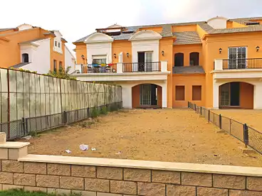 Town House For sale in Layan Residence - Manazel, Compounds in New Cairo, 266 sqm