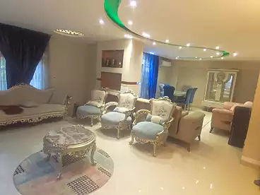 Apartments For sale in Mohye El Din Abo El Ezz St., Dokki, 180 sqm