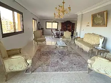 Full Floor For sale in Street 20, Neighborhood 5th, 330 sqm