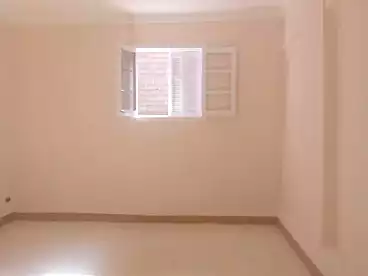 شقق للبيع في أبو يوسف، العجمي، 200 متر