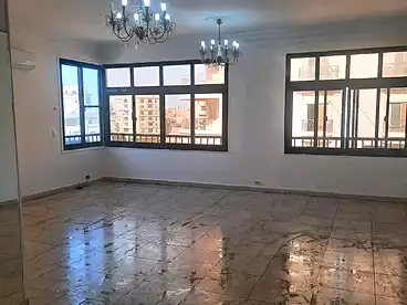 شقق للبيع في شارع الثورة، مصر الجديدة، 200 متر