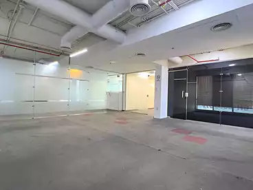 Offices For rent in Northern 90th St., 90th Street, 1500 sqm