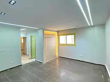شقق للبيع في شارع الزهور، البيطاش، 120 متر