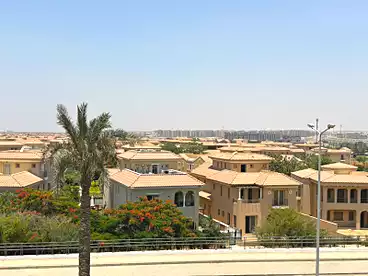 في سنتر فيل - كمبوند هايد بارك، كمبوند هايد بارك، 240 متر