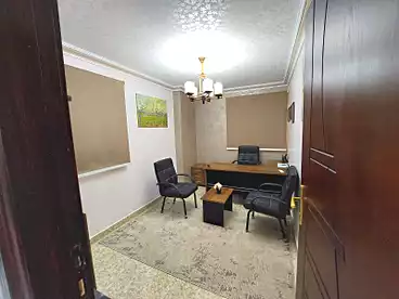 مكاتب للبيع في شارع المأمون، المهندسين، 85 متر