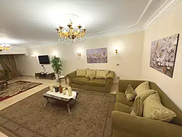 شقق مفروشة للإيجار في شارع اسماعيل القباني، المنطقة الأولى، 300 متر