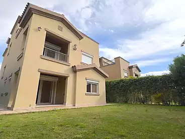 Villas For rent in Mivida Parcel, Mivida Compound - Emaar, 488 sqm