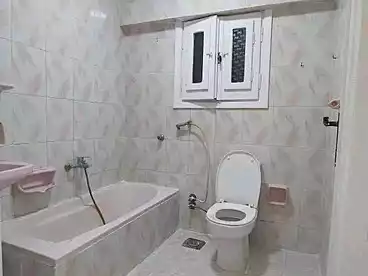 Roof For sale in Shatee El Nakheel, Al Agamy, 190 sqm