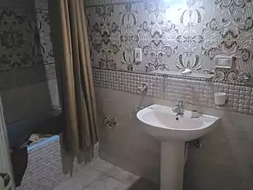 Apartments For sale in Ahmed Esmat St., Ain Shams, 170 sqm
