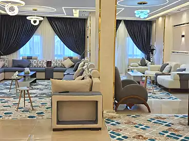 للإيجار في شارع الملك فيصل، فيصل، 220 متر
