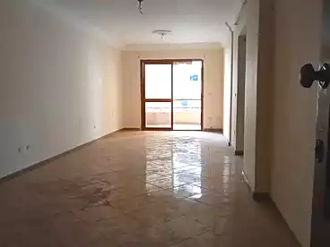 شقق للبيع في شارع محمود العيسوي، سيدي بشر بحري، 130 متر