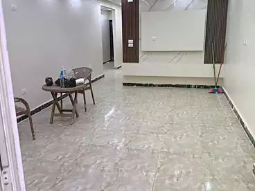 شقق للإيجار في شارع الشهيد احمد حمدي، الطوابق، 100 متر