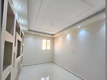 شقق للبيع في اللبيني، الهرم، 180 متر