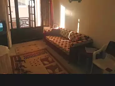 شقق للبيع في شارع الاربعين، بيانكي، 100 متر