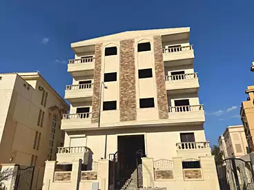 Apartments For sale in Neighborhood 5th, West Somid, 220 sqm