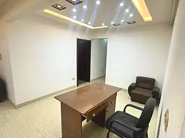 إداري للإيجار في سيدي بشر، الاسكندرية، 160 متر